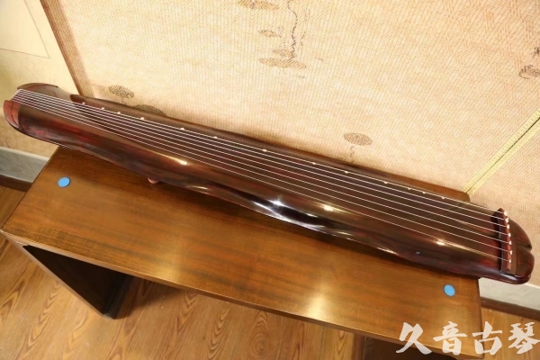 镇江市●久音古琴  ●今日推荐  20230516【收藏级断纹蕉叶】