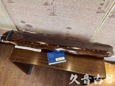 镇江市●久音古琴  ●今日推荐 20230830 【冰丝断纹蕉叶】